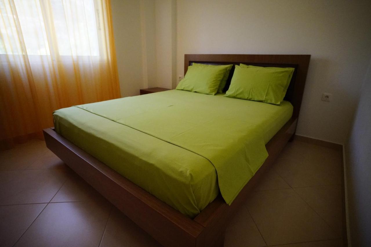 Apartments Vila Emiliano Borsh Kültér fotó